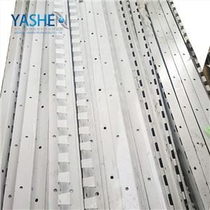 Hook Eu le haghaidh Cuirtín PVC